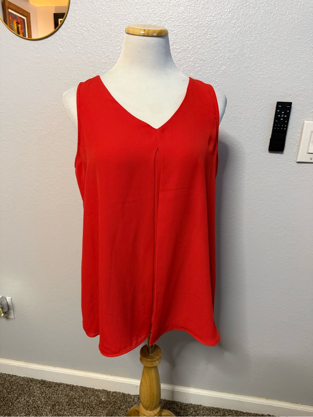 DR2 Red V-Neck Sleeveless Camisole
